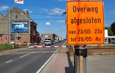 Vernieuwingswerken Infrabel aan overweg Klei